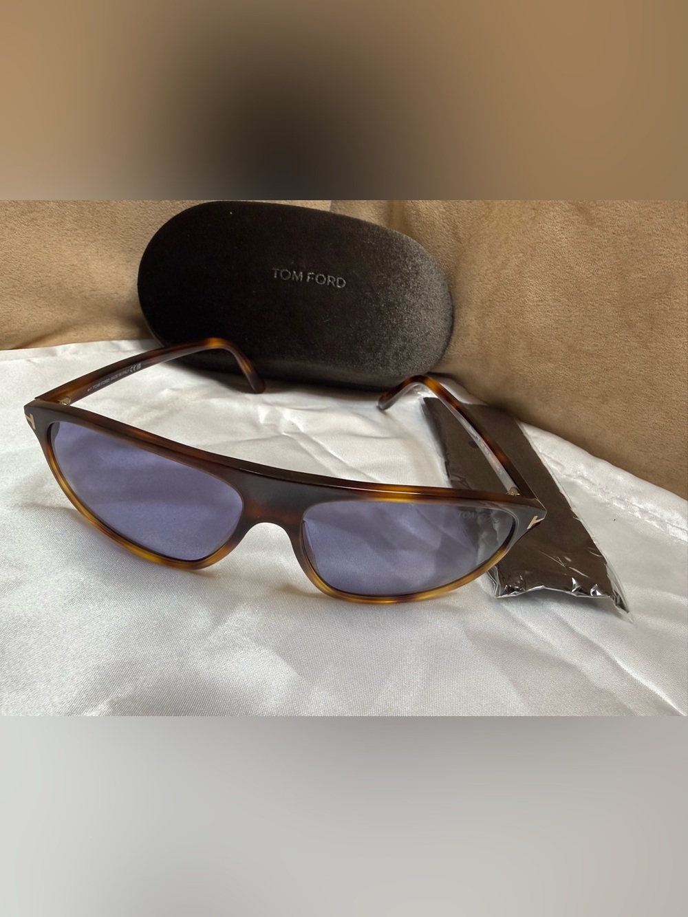 Tom Ford Prescott TF1062 Tortoise Blue Lens Sunglasses Made In Italy